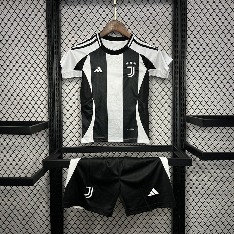 Kit Infantil Juventus Home 24/25 Unissex Adidas - Branca e Preta