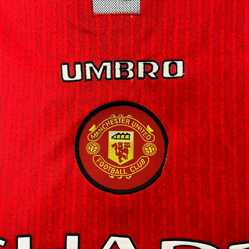 Kit infantil Manchester United Retrô Home 1996 Unissex Umbro  -  Vermelho