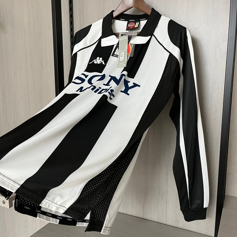 Camisa Juventus Home Retro Manga Longa 97/98 Torcedor Kappa Masculino - Preta e Branca