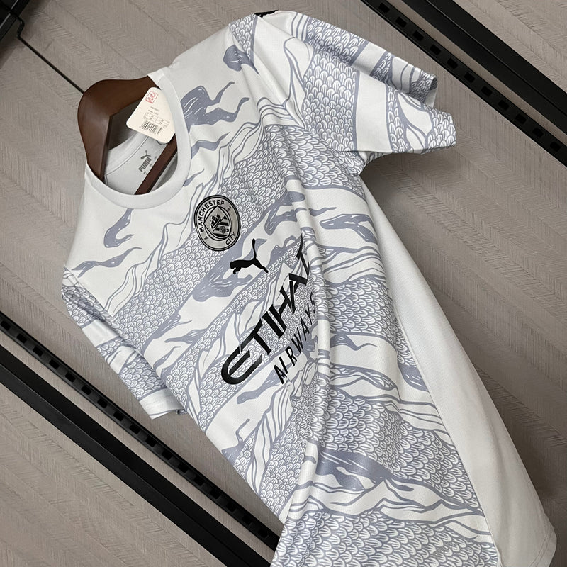 Camisa Manchester City Edição Especial Ano Chines 24/25Torcedor Puma Masculina - Branca