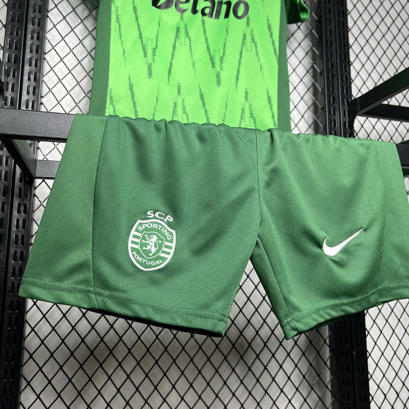 Kit Infantil Sporting Third 24/25 Unissex Nike - Verde Claro