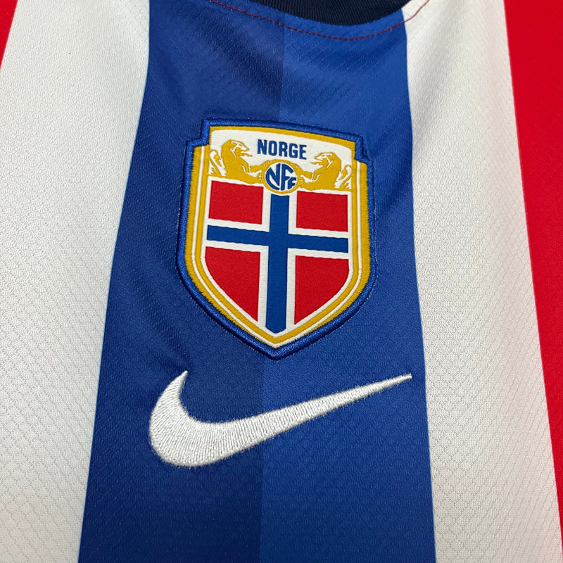 Camisa Noruega Home 24/25 Torcedor Nike Masculina - Vermelho e Azul