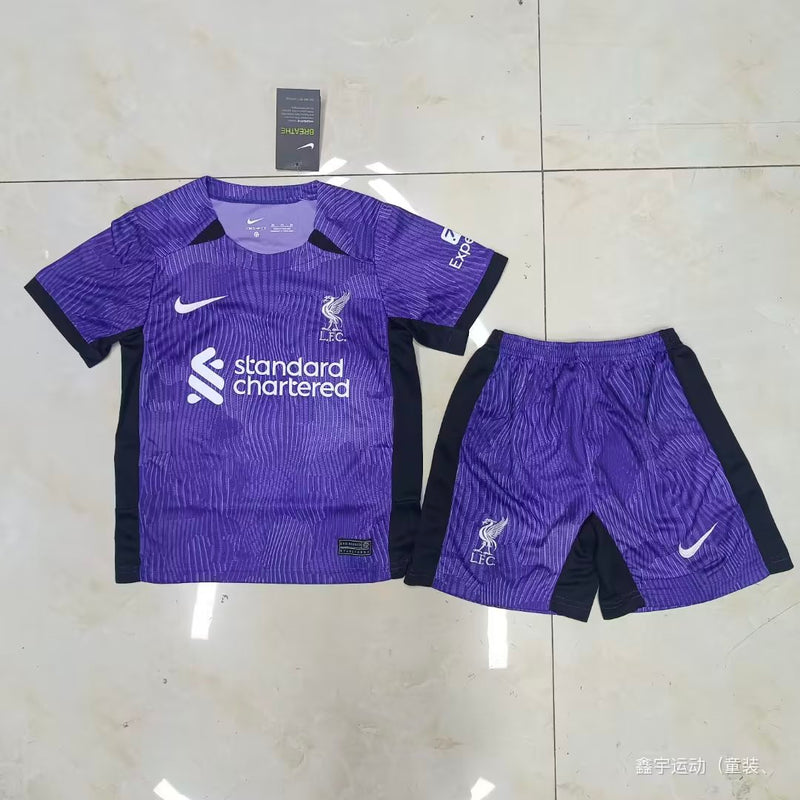 Kit Infantil Liverpool Third 23/24 Camisa + Shorts Nike Unissex - Roxa