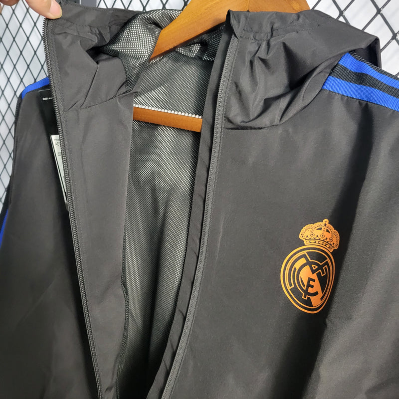 Corta Vento Real Madrid Adidas Unissex - Preto, Azul e Laranja