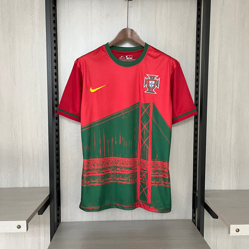 Camisa Portugal Edição Especial 23/24 Torcedor Nike Masculina - Vermelha e Verde