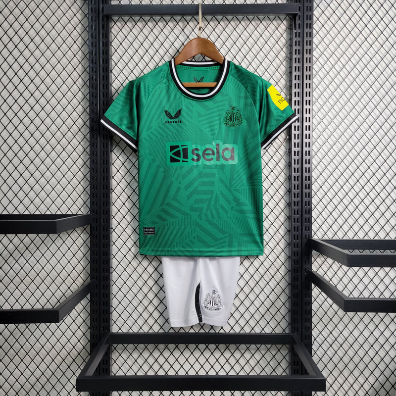 Kit Infantil Newcastle Away 23/24 Unissex Castore - Verde