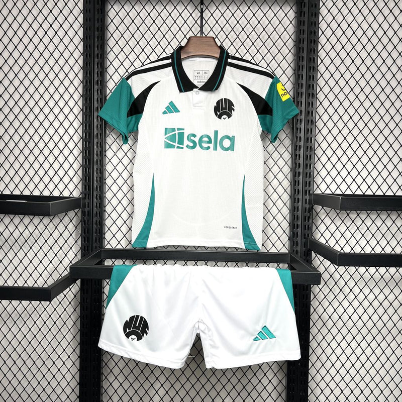 Kit Infantil Newcastle Third 24/25 Unissex Adidas - Branco e Verde