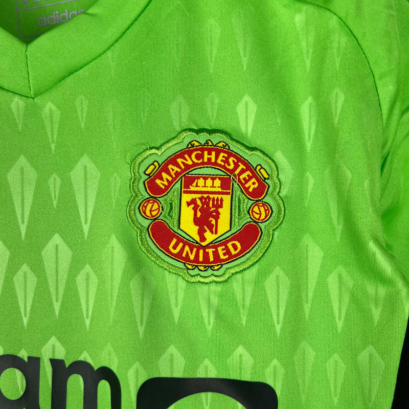 Kit infantil Manchester United Goleiro 23/24 Unissex Adidas - Verde Claro