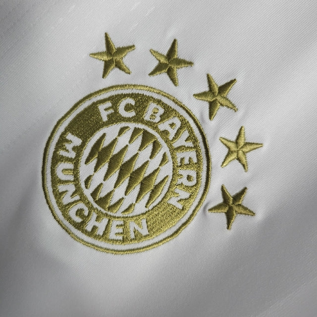 Camisa Bayern de Munique Away 22/23 Torcedor Adidas Masculina - Branca e Dourado