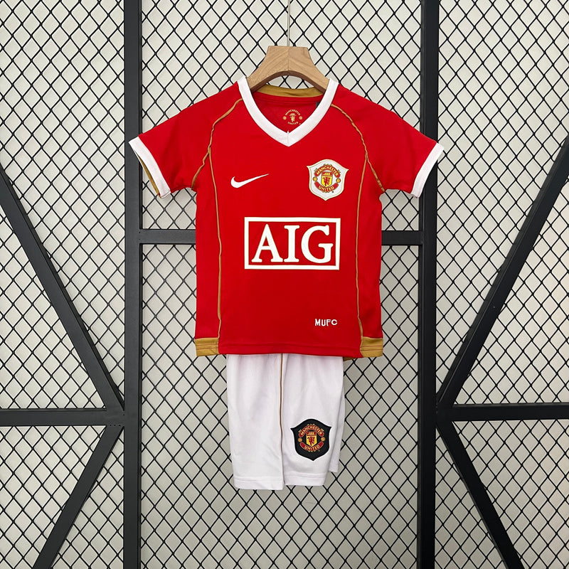 Kit infantil Manchester United Retrô Home 2006 Unissex Nike - Vermelho