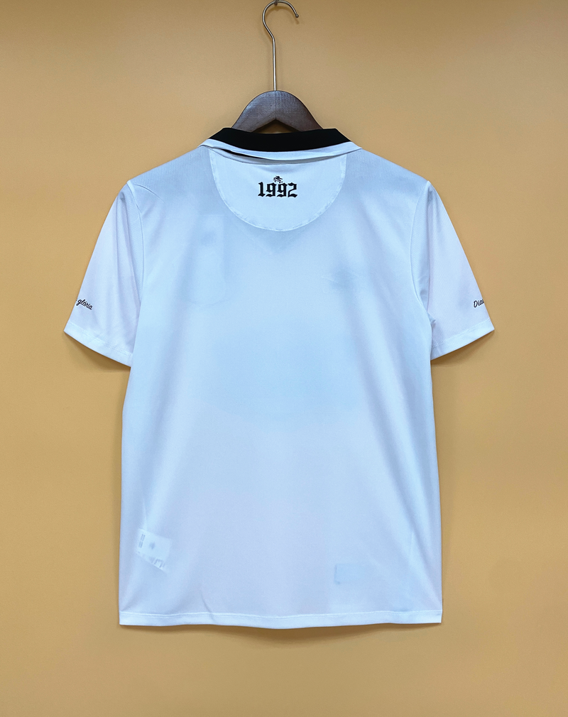 Camisa Santos Charlie Brown JR 22/23 Torcedor Umbro Masculina - Branca