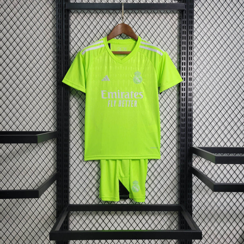 Kit Infantil Real Madrid Goleiro 23/24 Camisa + Shorts Adidas Unissex - Verde Florescente