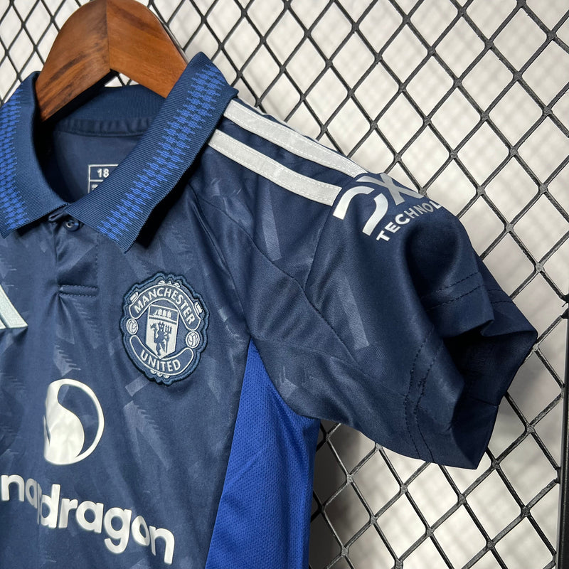 Kit infantil Manchester United Away 24/25 Unissex Adidas - Azul Escuro