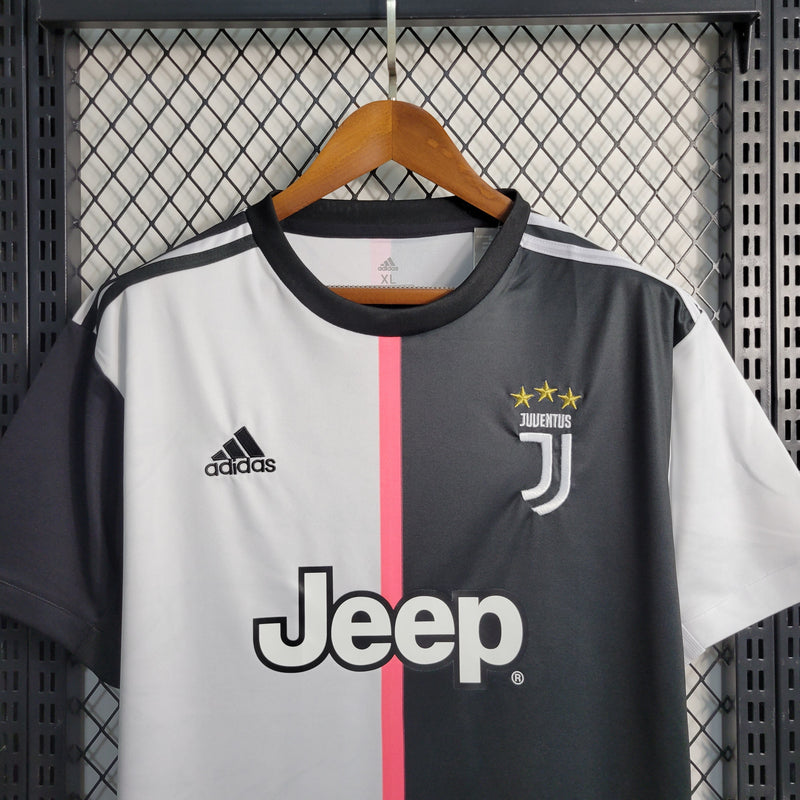 Camisa Juventus Retrô Home 19/20 Adidas Masculina - Branca e Preta