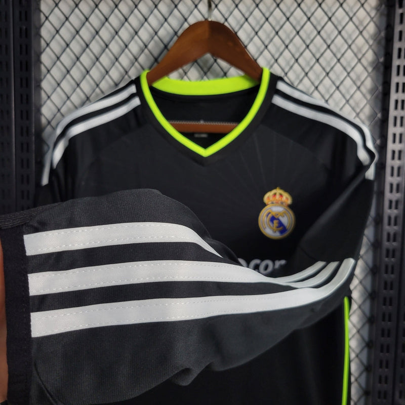 Camisa Real Madrid Retrô Away 10/11 Manga Longa Adidas Masculina - Preta