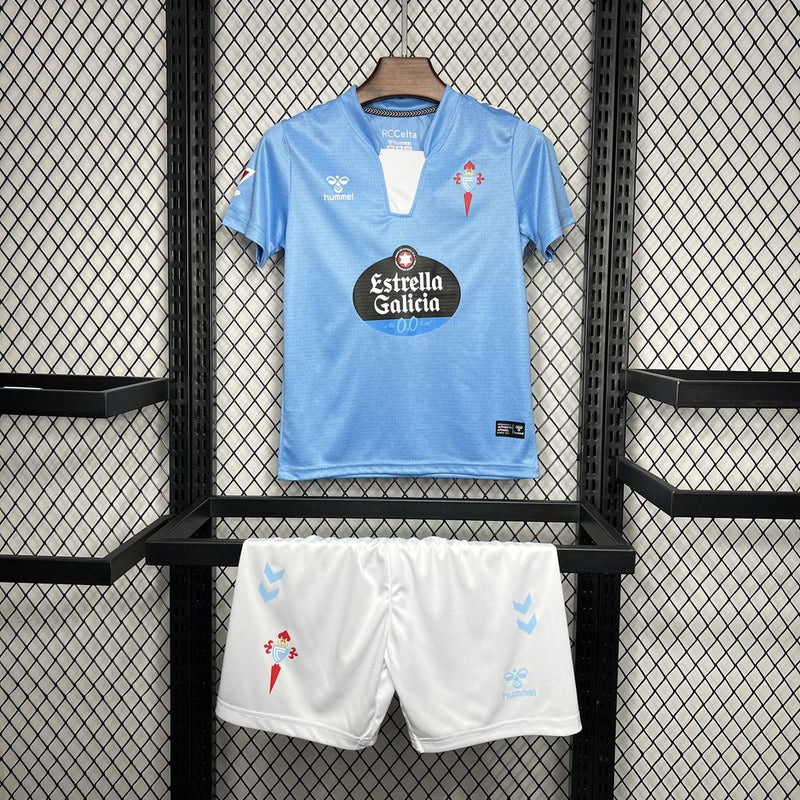 Kit Infantil Celta de Vigo Home 24/25 Unissex Hummel - Azul Claro