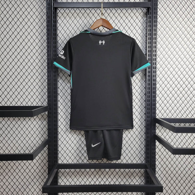 Kit Infantil Liverpool Colab LeBron 24/25 Camisa + Shorts Nike Unissex - Preto