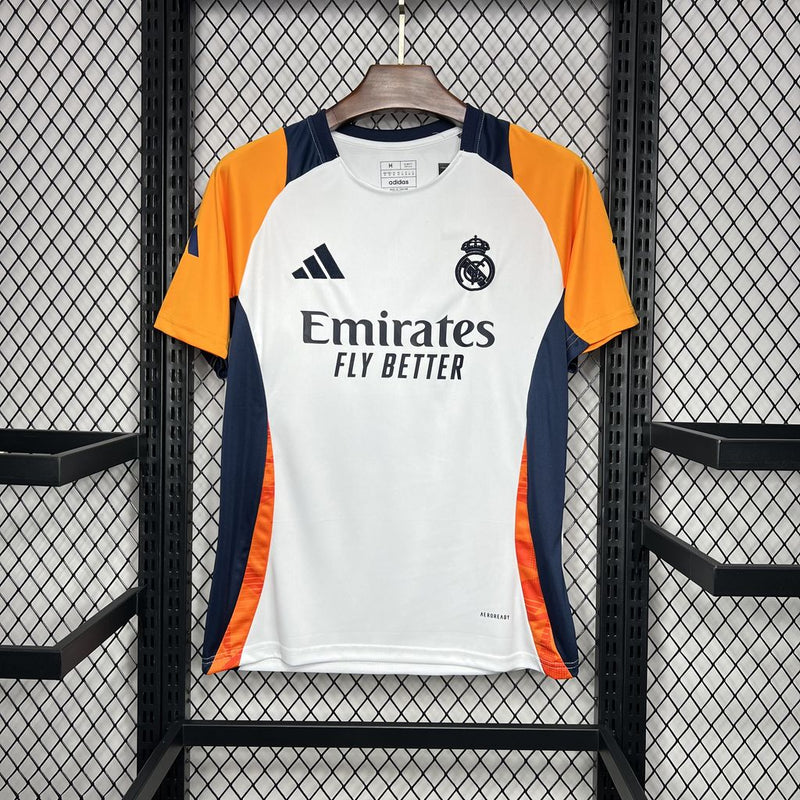 Camisa Real Madrid Treino 24/25 Torcedor Adidas Masculina - Branca e Laranja