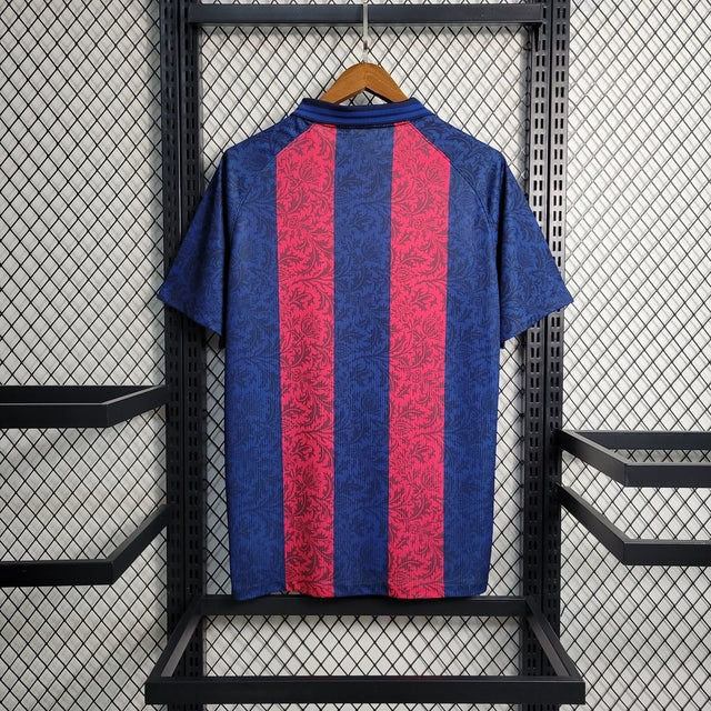 Camisa Barcelona Edição Conceito 23/24 Torcedor Nike Masculina - Azul Marinho e Vermelho